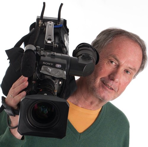 Professional cameraman with a lot of experience in broadcast environment. Owner of http://t.co/MzFq5JTE, a video production company in Harderwijk.