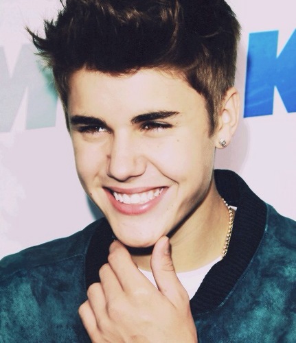 ProyectBieber's profile picture. PROYECT JUSTIN BIEBER SMILEAll Around The World