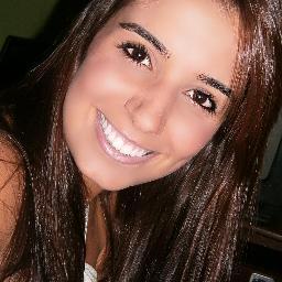 MoniqueFirenze's profile picture. Se você estivesse levando a sério as minhas brincadeiras de dizer verdades, voce teria ouvido muitas verdades que insisto em dizer brincando...