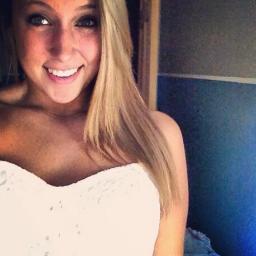 Liz_Slayter's profile picture. ♡ ♡ ♡