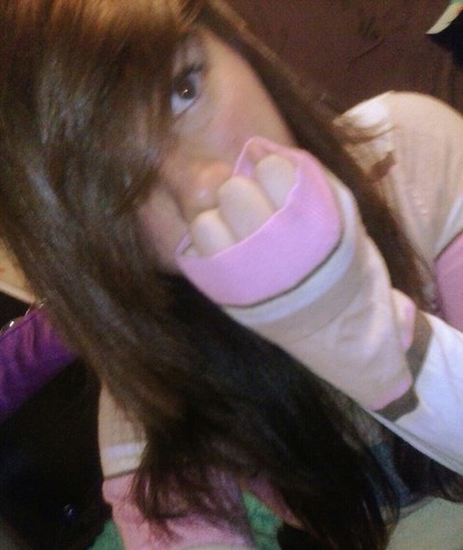 ringofblood13's profile picture. My favorite singers are p!nk, Avion Roe, and Joel Faviere. I kinda play guitar and i take MMA classes. XD be afraid,be very afraid.