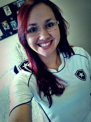 maria_pimentel's profile picture. Carioca, botafoguense, vegetariana, taurina, estudante de Pedagogia e abençoada por Deus!