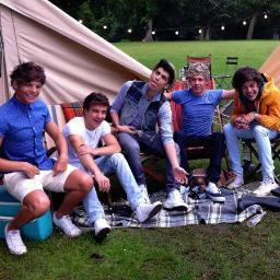 Hello fans off the One Direction And Justin  Bieber