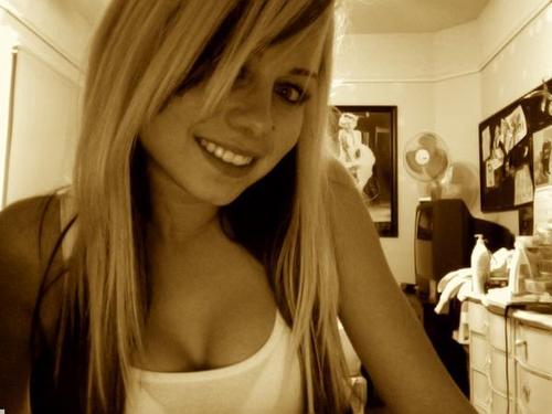 In college, love the beaches and love the boys ;)