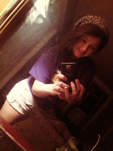 Hi Guys! Follow me. 3 I'm 13 I love to hang out with my friends. I like to be weird. My best friend is Cheymia Allen. I love to take pictures..3 Love Abbey(: