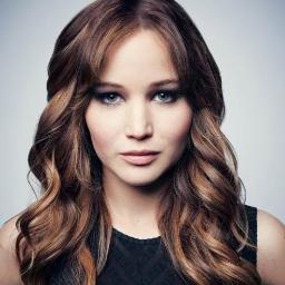 I'm the 18 year old daughter of Tony Stark. He can't get away with every one night stand he goes for. My dad is @BusinessStark among others. (Avengers RP)