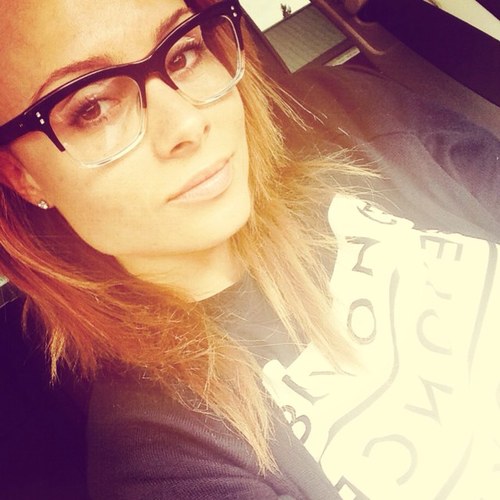 Lover, Humanitarian, Traveler. i speak in pictures: Instagram @ClassicallyLia