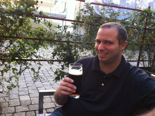 Engineer, beer connoisseur, movie quoter, #woodworker, Lego’s, #fccincinnati