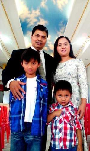 MY BELOVED FAMILY: ♥My Wife Olviane T Laluyan; & ☀My Kids Kevin & Kenneth