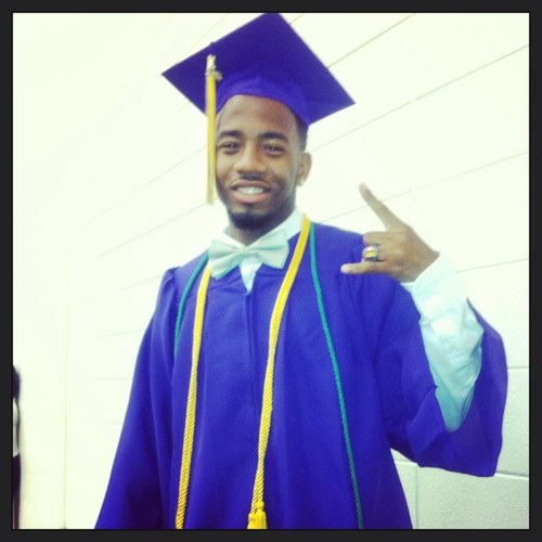 A Dumas High School Graduate... C/O of 2013... Follow me on instagram @datguy_jde.. #UALRBound #Blessed #UALR17