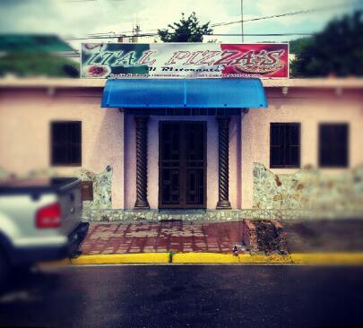 Restaurante y pizzería - Guanta, Calle principal Urb. Las palmas, Edo. Anzoátegui.
