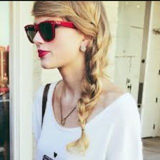 Meow Im Meredith. Follow I Follow Back Meow