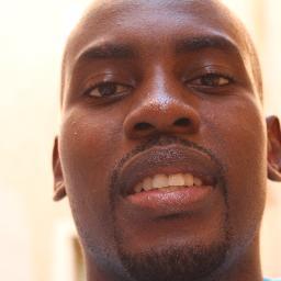 EddyKokola's profile picture. Producteur/humoriste/animateur radio, co-fondateur du studio de production @waveoutstudio