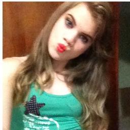 RenataMariane23's profile picture. 