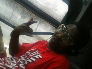 Keep it real with me and ill keep it real with you n wont be ni shit feel me