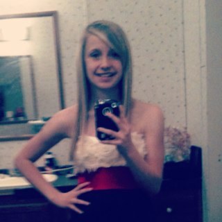 All things are possible through Christ! Im 14, I play basketball, and I go to PC!
Kik: maddielovesgod98
Instagram: madison_bussey