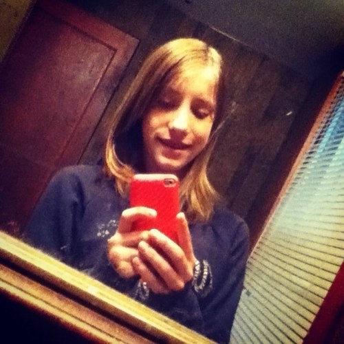 Single | Freshman|  Mains; Lexi and Vanna