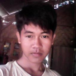 Mencintai itu wajar. Tetapi jangan sampai berlebihan, karna itu akan menjadi obsesi yang gila. . . .