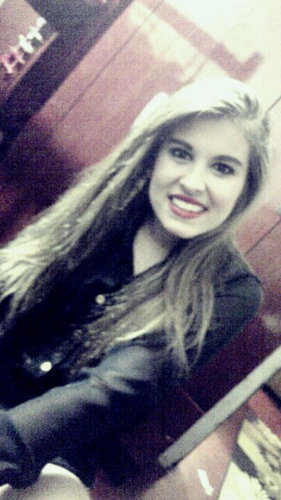 Gabi,17 anos, estudante de engenharia civil, virgiana, sao paulina etc..!