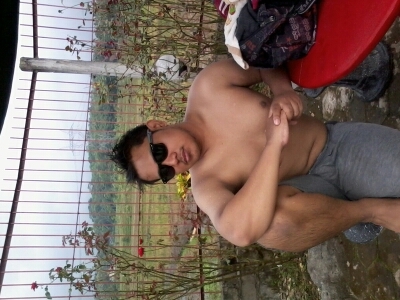 need someone who truely love me ( Top or verse top , 27 up , semarang) bagi yg serius this is my number 085640230030
