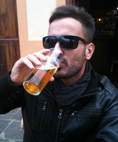 Larry_Old's profile picture. Asador de castañas