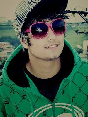 Então você veio e me fez tão feliz  ♫ Felicia & Louize ♥