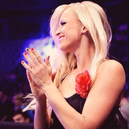 First lady of NXT, and i've danced with Y2J. #Y2Rae (RP) (Single)