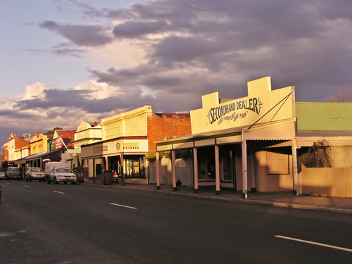 The Centre for Rural Regional Law and Justice works to enhance access to improved justice systems and services for rural and regional Victorians