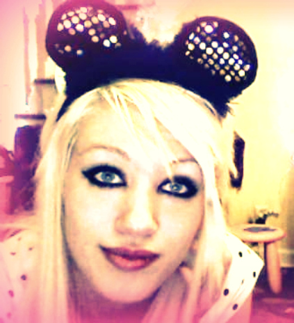 Im awesome[: like chunky munky ice cream!