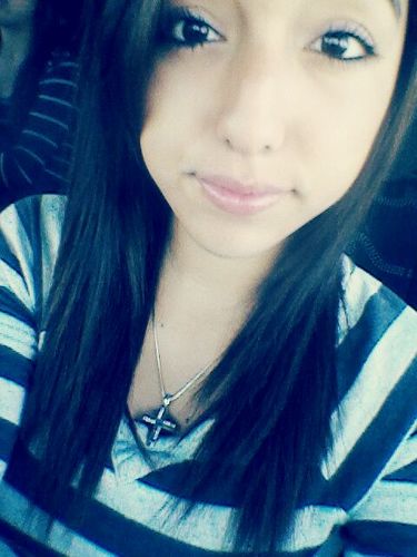 athletic ^.^  love the sport soccer!♡ play volleyball n soccer , run track, softball (: I blow my candles oct 15 ^.^
