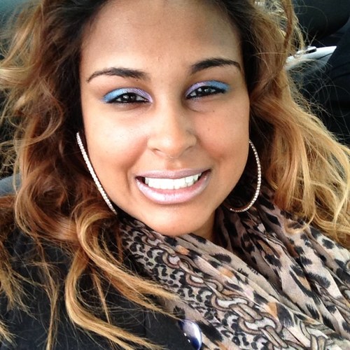 sarahKRISTINA's profile picture. 