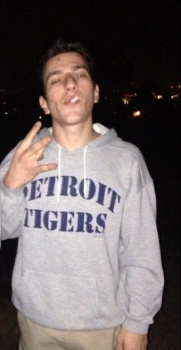 I got that Detroit style, a little Brooklyn game, Cali bang wit a lil Midwest slang