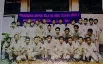 Kalo emang takut terluka yah gak usah ikut ikutan tawuran broh, anti sekolah katro