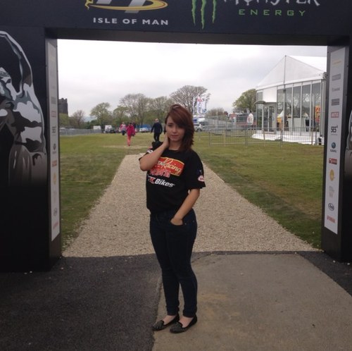 MinnieZee_x's profile picture. Life is short, live it. Love is rare, grab it. Anger is bad, dump it. Fear is awful, face it. Memories are sweet, cherish it!