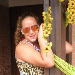 eu sou Geovanna adoro ser quem eu sou,tenho 12 anos e adoro rebelde,sou muito fã tambem gosto de restart e adoro fazer novas amizades.