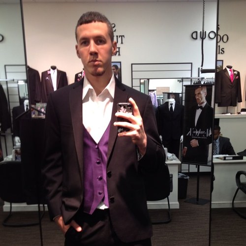 b_MilLy215gAnG's profile picture. #slightWork