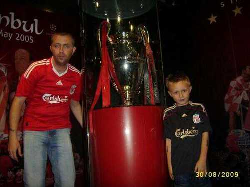 leelfc26's profile picture. Proud father of 3 beautiful children, full time Liverpool fan. YNWA