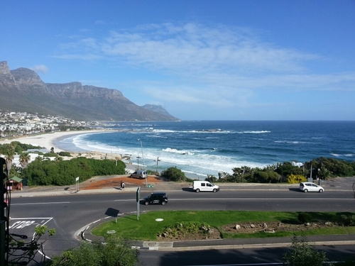Give updates on the surf conditions of Glen Beach and Camps Bay. If you want to know whats going on, Tweet me and I'll update you!