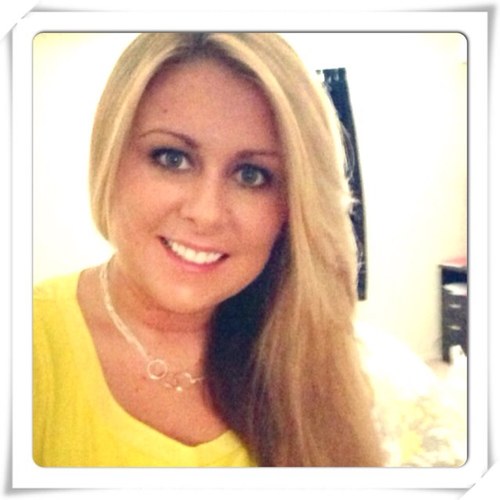 Corporate Event Planner. Love sports, the beach, music & traveling!