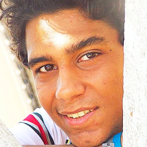 I'm Christian Egyption Guy .!!
Follow me ..!   On --@Paula_samir 
For a follow back ;) .. !!
Also .. I ❤ 1Direction xxx !!