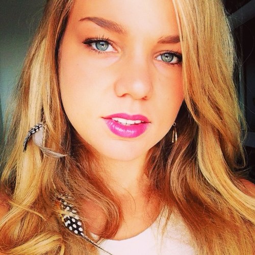 MeikeVWoerkum's profile picture. Secretary / Loves playing tennis - running & Cape Town / Just be happy and you will be beautiful!