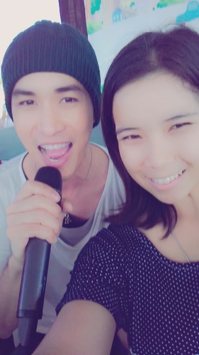 You can call me.. ไข่มุก Kaimook (Thai name) or Pearl (English name).  I'm From Thailand.