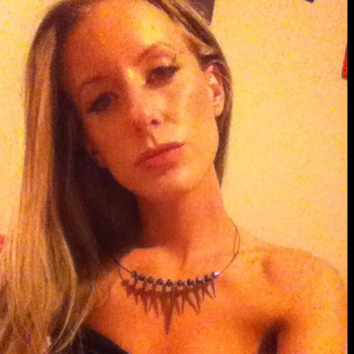+18 Only .Cam girl:Canadian http://t.co/pMDwhKXcvC Spoil me here: http://t.co/NRoBrH9ABf