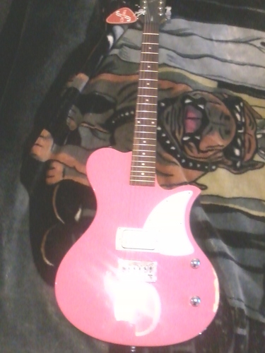 RoseQue_Pro's profile picture. we are an entertainment firm that was started in 2008. We do music, movies, fashion, and sports. All artist, models, and actors please follow.