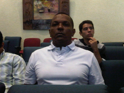 Entrenador de futbol de la uc docente