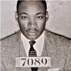 isudaz's profile picture. 