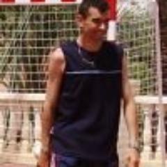 Casado y padre de una nena preciosa (amor de padre..ya sabéis..) Apasionado de los blogs, del posicionamiento y del SEO,