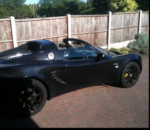 ASinglespeeder's profile picture. Father of 3, love my family most of all but also love the Wolves, the gym and golf at #BHGC.