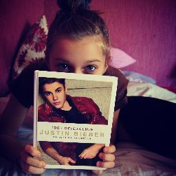 hi my name Roksana im 13 yers old im Belieber Forever 3 i Love You Justin 3 Come back to Polend 3 Follow me, please :)