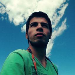 michaelmag90's profile picture. Nada se olvida más despacio que una ofensa; y nada, más rápido que un favor.